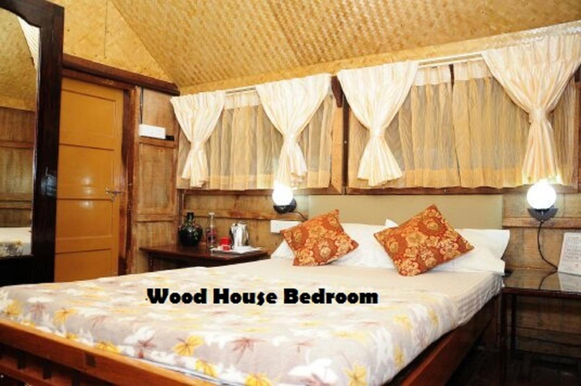 Green Ark Resorts Thekkady Bilik gambar